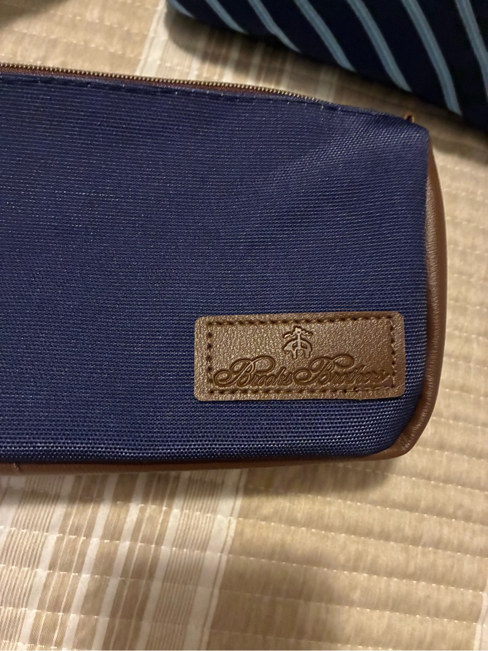 BROOKS BROTHERS Set Navy Blue Travel Pouches NWOT - Picture 5 of 5